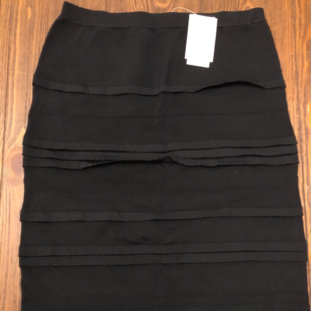 Carmen Carmen Marc Valvo black skirt Small